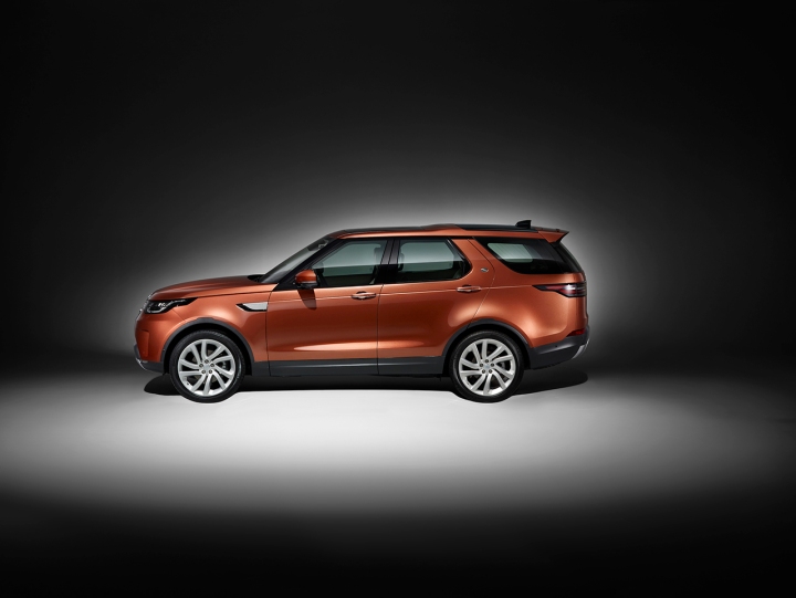 2017-Land-Rover-Discovery-17.jpg